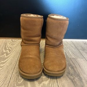 Ugg Classic Short II